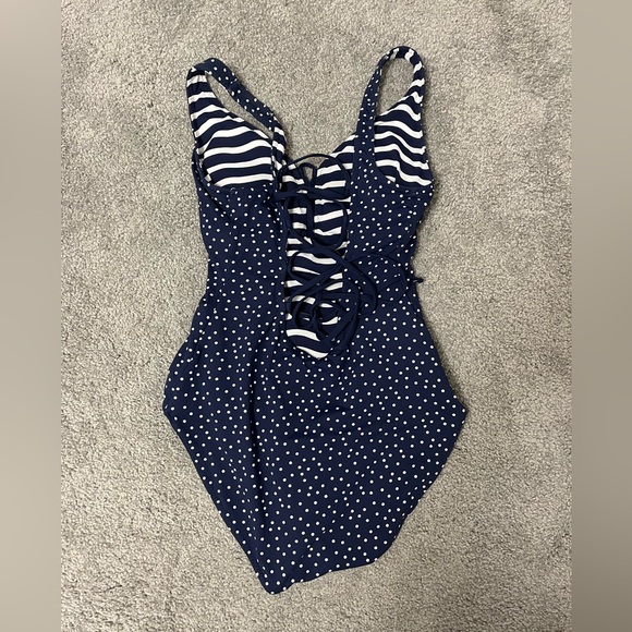 Tommy Bahama Sea Swell Reversible One Piece - Navy Blue & White - Size 8 - Picture 8 of 13